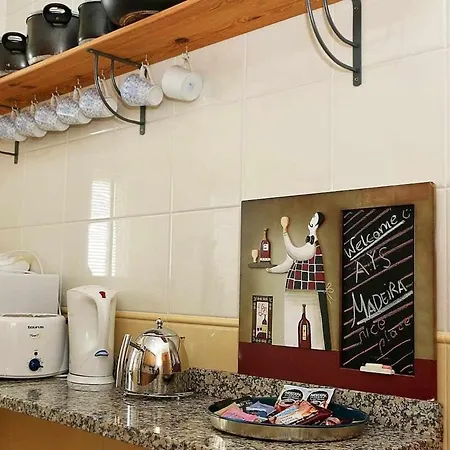 Magos Sunrise - Apt With Sea View Апартаменты *